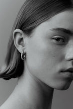 Load image into Gallery viewer, Ottilia Hoops - Silver
