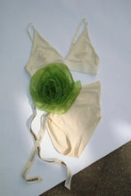 Load image into Gallery viewer, Carrie Flower Rosette - Apple green
