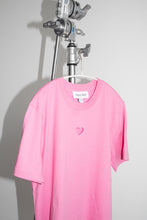 Load image into Gallery viewer, Boxy Heart tee - Pink
