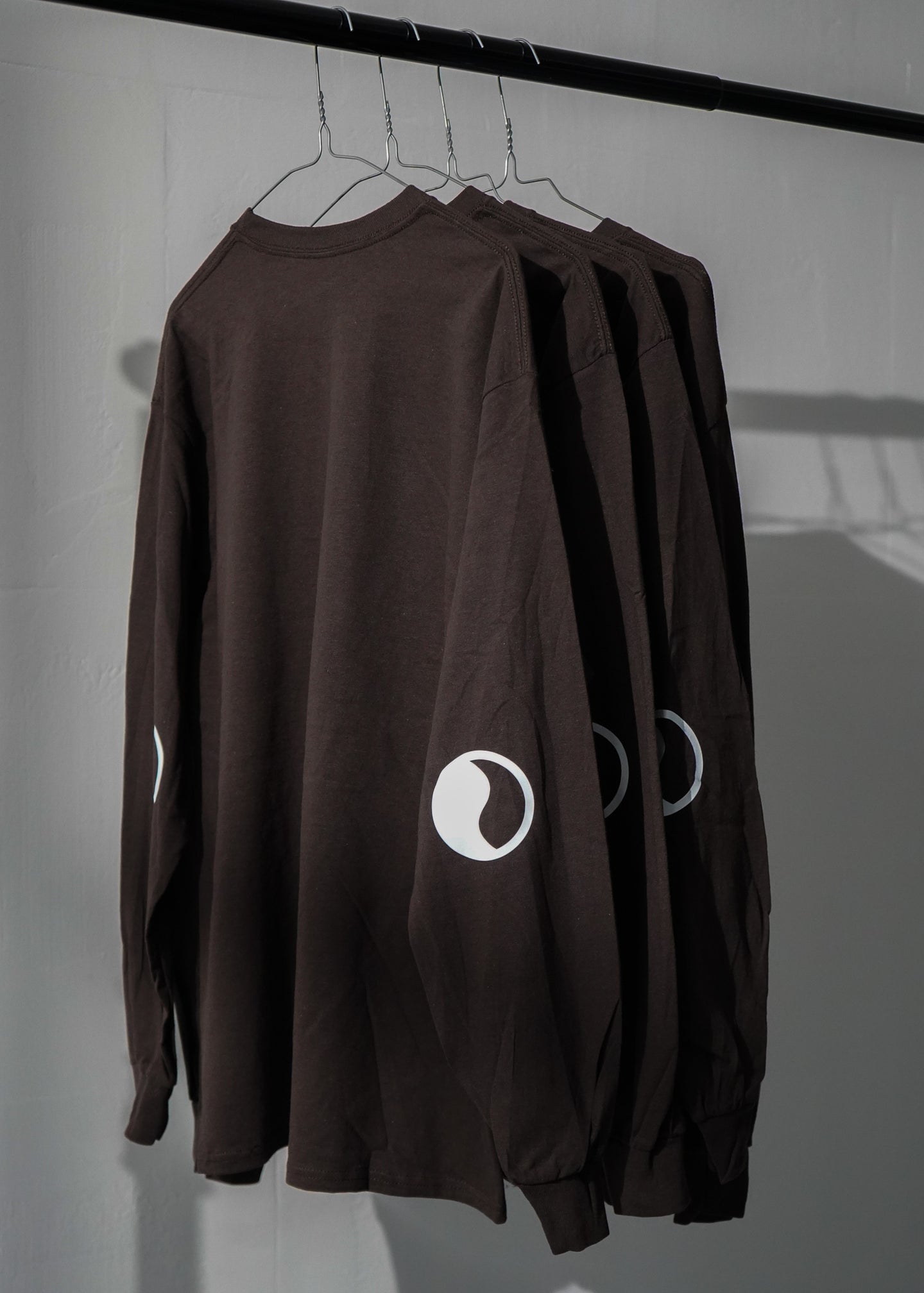 Yin Yang shirt - Elbow Brown